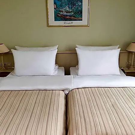 Burghof Hotel Hof (Bavaria)